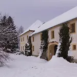 Vinicky Dvur Pensión