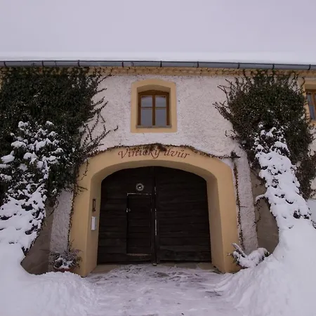 Vinicky Dvur 4* Kaplice